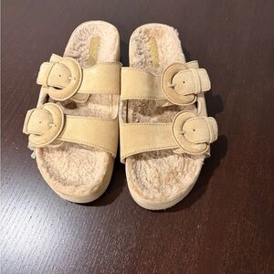 Vince Beige Shearling Double-Buckle Slide Sandals shoes 8